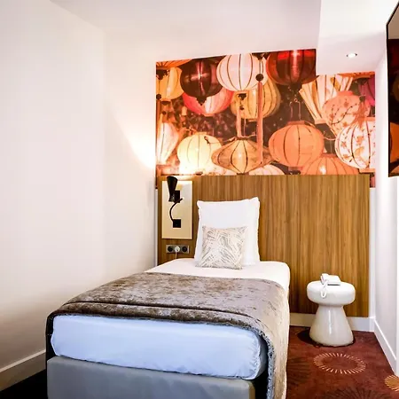 Mercure Centre Plaza Republique Hotel
