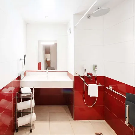 Mercure Centre Plaza Republique 4* ליון