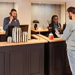 Mercure Centre Plaza Republique 4*