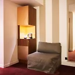 Szálloda Mercure Centre Plaza Republique 4*