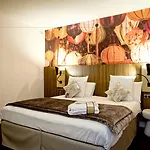 Mercure Centre Plaza Republique 4* 리옹