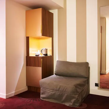 호텔 Mercure Centre Plaza Republique 4*
