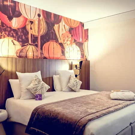 Mercure Centre Plaza Republique 호텔 4*