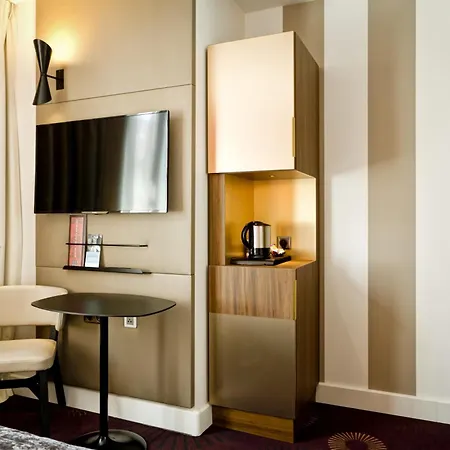 Mercure Centre Plaza Republique 호텔