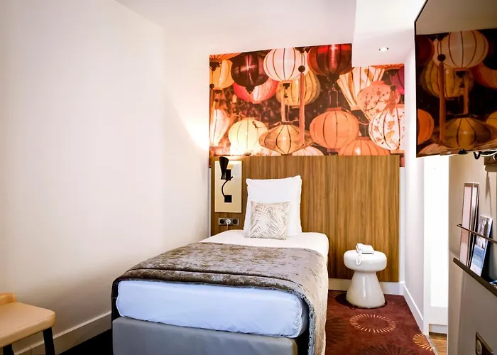 Mercure Centre Plaza Republique Hotel