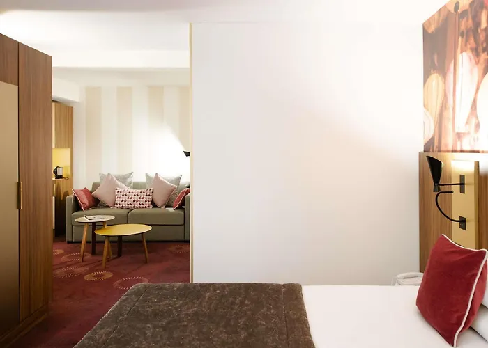 Hotel Mercure Centre Plaza République