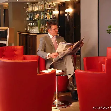 Mercure Centre Plaza Republique Отель