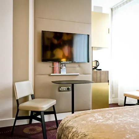 Mercure Centre Plaza Republique